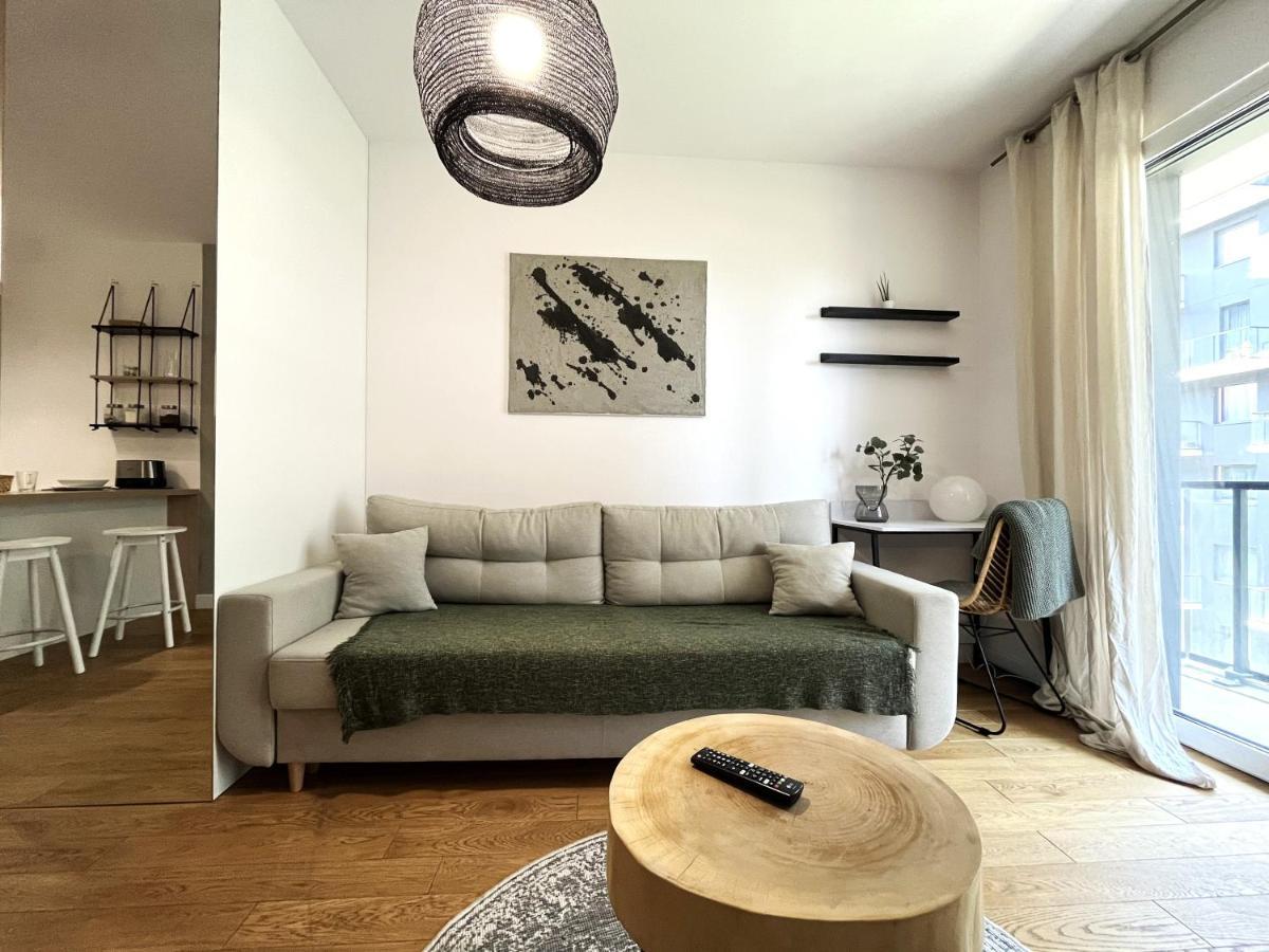 Mieszczanska Apartment ~ Self Check-In 24H ~Parking And Lift Вроцлав Екстериор снимка